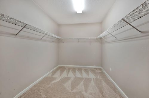 1623 Woodfield Ct, Lutz FL  33558-8485 exterior