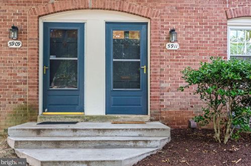 5911 Noblestown Rd, Springfield, VA 22152-1106