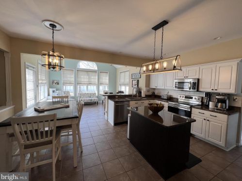 230 Pebble Vly Dr, Dover DE 19904-9469 exterior