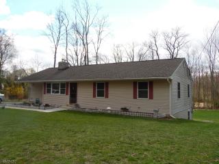 63 Green Pond Rd, Belvidere, NJ 07823-2517