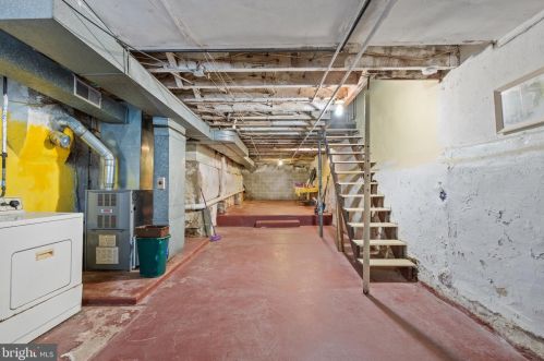 1424 Jackson St, Philadelphia PA 19145-3617 exterior