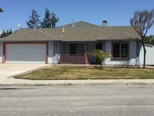 352 Longhorn Dr, Gonzales, CA 93926-9347