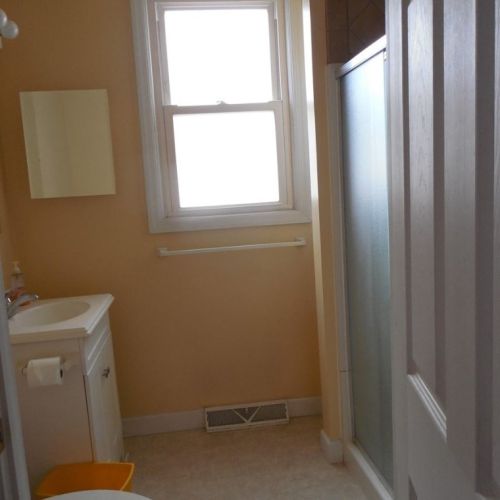 707 Monroe St, New Castle PA  16101-4546 exterior