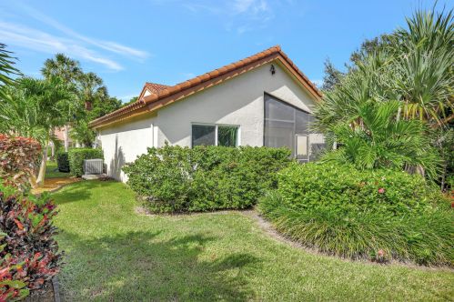 23271 Water Cir, Boca Raton FL  33486-8536 exterior