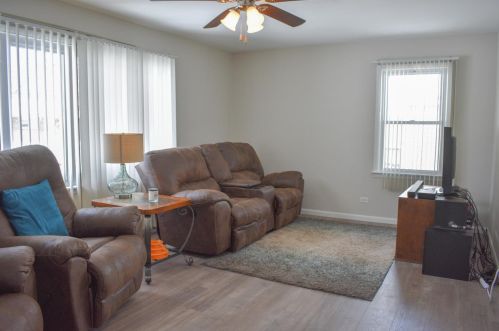 7213 Mccook Ave, Hammond, IN 46323-2125