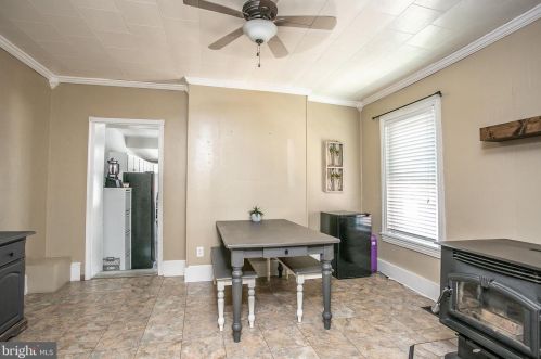 332 Walnut St, Limerick PA 19468-2316 exterior