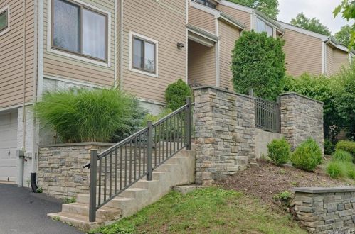 167 Birchwood Close, Chappaqua, NY 10514-3700