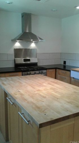 25072 Barton Rd, Loma Linda CA  92354-2830 exterior