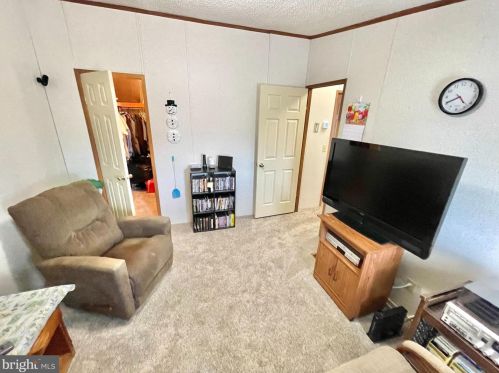 209 Persimmon Cir, Dover DE  19901-2535 exterior