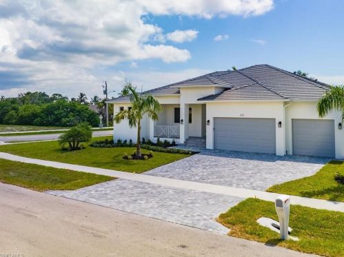 612 Yellowbird St, Marco Island, FL 34145-2862