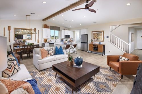 42136 Jenny Ln, Lancaster, CA 93536