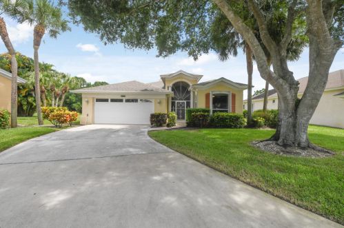 603 Monticello Pl, Fort Pierce, FL 34986-1708