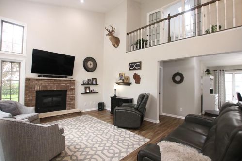 1046 Carriage Ln, Fond Du Lac, WI 54935-6555