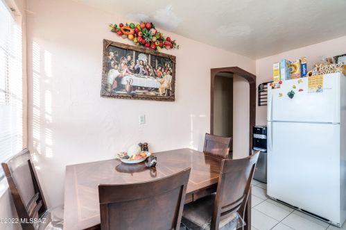 208 Palmdale St, Tucson AZ  85714-1439 exterior