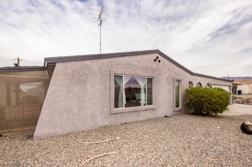 2889 Hidden Valley Dr, Lake Havasu City, AZ 86404-3958