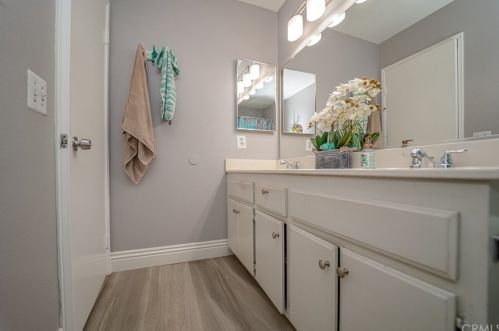 785 Award Dr, Colton CA 92324-2675 exterior