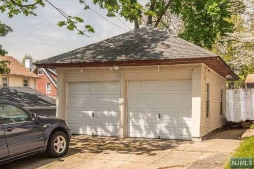 144 Main St, Ridgefield Park NJ  07660-1256 exterior