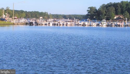 33907 Woodland Cir, Lewes DE  19958-5207 exterior