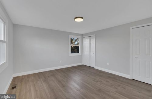 83 Hamilton Ln, Willingboro NJ  08046-1704 exterior