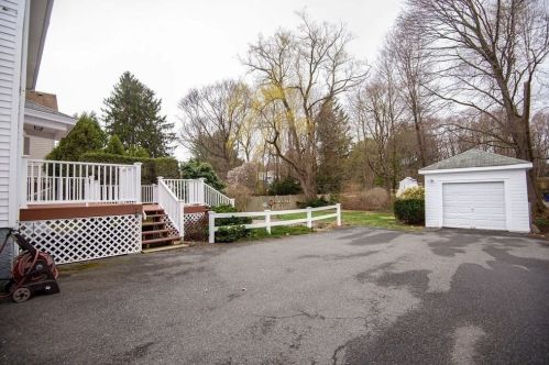 806 Humphrey St, Swampscott MA  01907-2340 exterior