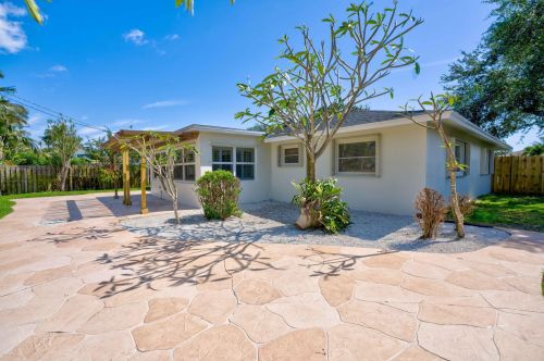 1508 Venus Ave, Jupiter, FL 33469-3109