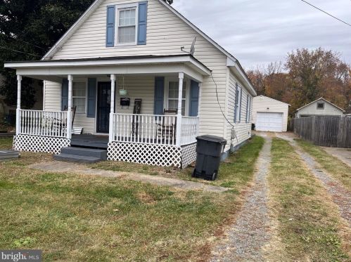 65 Chatham Heights Rd, Fredericksburg, VA 22405-2567