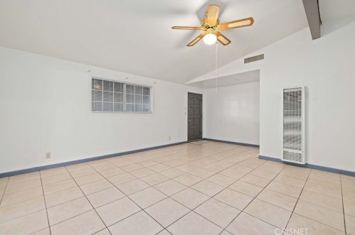 467 Lingard St, Lancaster CA 93535-3122 exterior