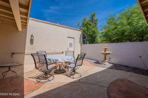 7204 Camino Vecino, Tucson AZ 85715-3418 exterior