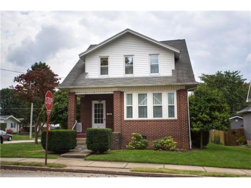 741 Chestnut St, Latrobe, PA 15650-2005