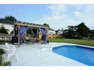 330 Monterey Dr, Chesapeake, VA 23320-3302