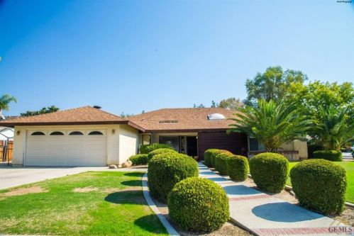 3108 Blakeburn Ln, Bakersfield, CA 93309-5357