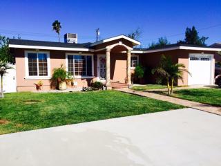 15520 El Molino St, Fontana, CA 92335-6309