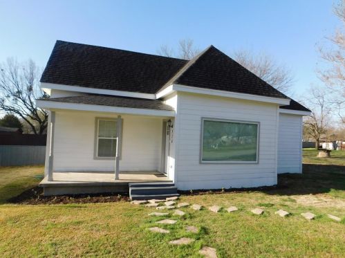 514 Baker St, Denison TX  75020-7602 exterior
