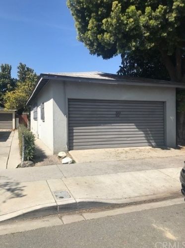 3041 Pacific Ave, Long Beach, CA 90806-1355