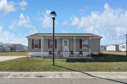 239 Rosie Ave, Pataskala OH  43062 exterior