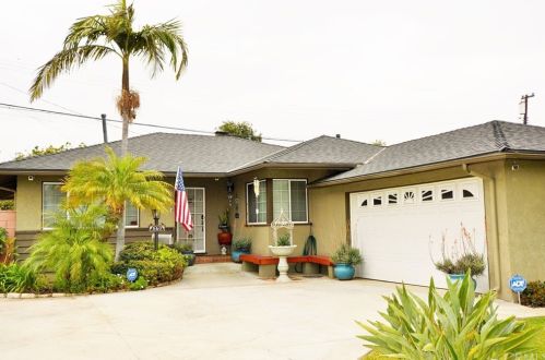 560 Dexter St, La Habra, CA 90631-4152