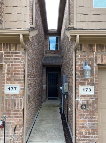 173 Barrington Ln, Lewisville TX  75067-9003 exterior