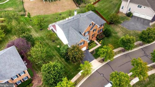 5318 Jacobs Creek Pl, Haymarket VA  20169-6150 exterior