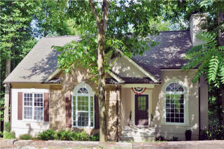655 Lakeside Dr, Smithville, TN 37166-7501