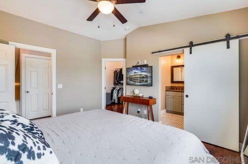 911 27 St, San Diego CA 92102-1013 exterior