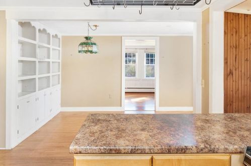 10 Wayne St, South Kingstown RI  02882-3814 exterior