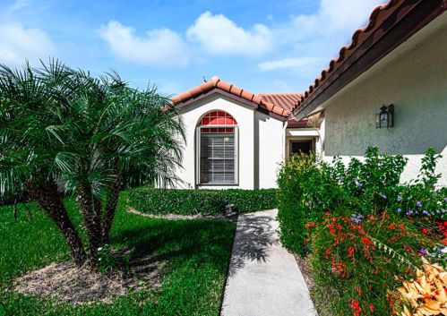10647 Palm Leaf Dr, Boynton Beach, FL 33437-2262
