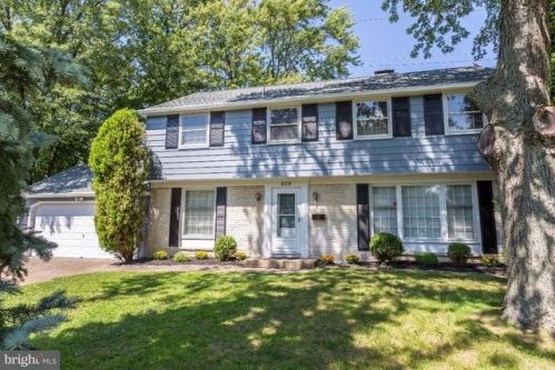 809 Heritage Rd, Riverton, NJ 08077-3703