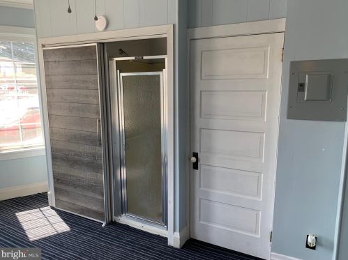 1723 Paxton St, Harrisburg PA 17104-2636 exterior