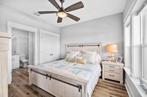 765 Gorrie Dr, Saint George Island FL  32328-2912 exterior