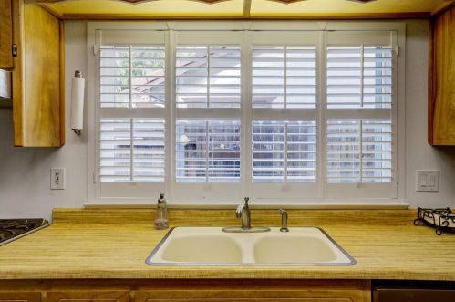 1235 Riv Blf Dr, Valley Home CA 95361-2655 exterior