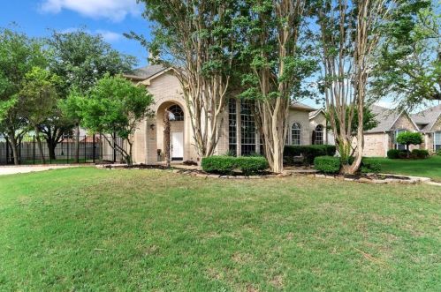 3916 Clifton Dr, Richardson, TX 75082-3623