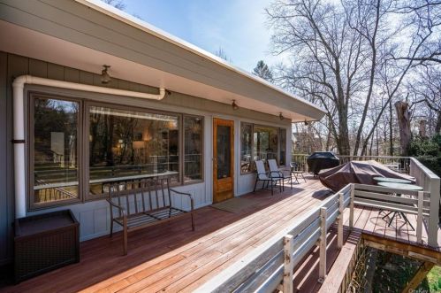 46 Lincoln Rd, Scarsdale NY  10583-7246 exterior