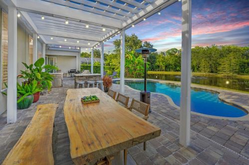 2676 Spruce Creek Blvd, Daytona Beach FL 32128-6922 exterior