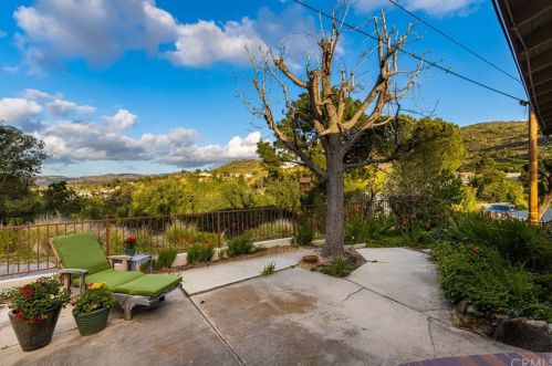 5117 Glen Arran Ln, Orange, CA 92869-1206